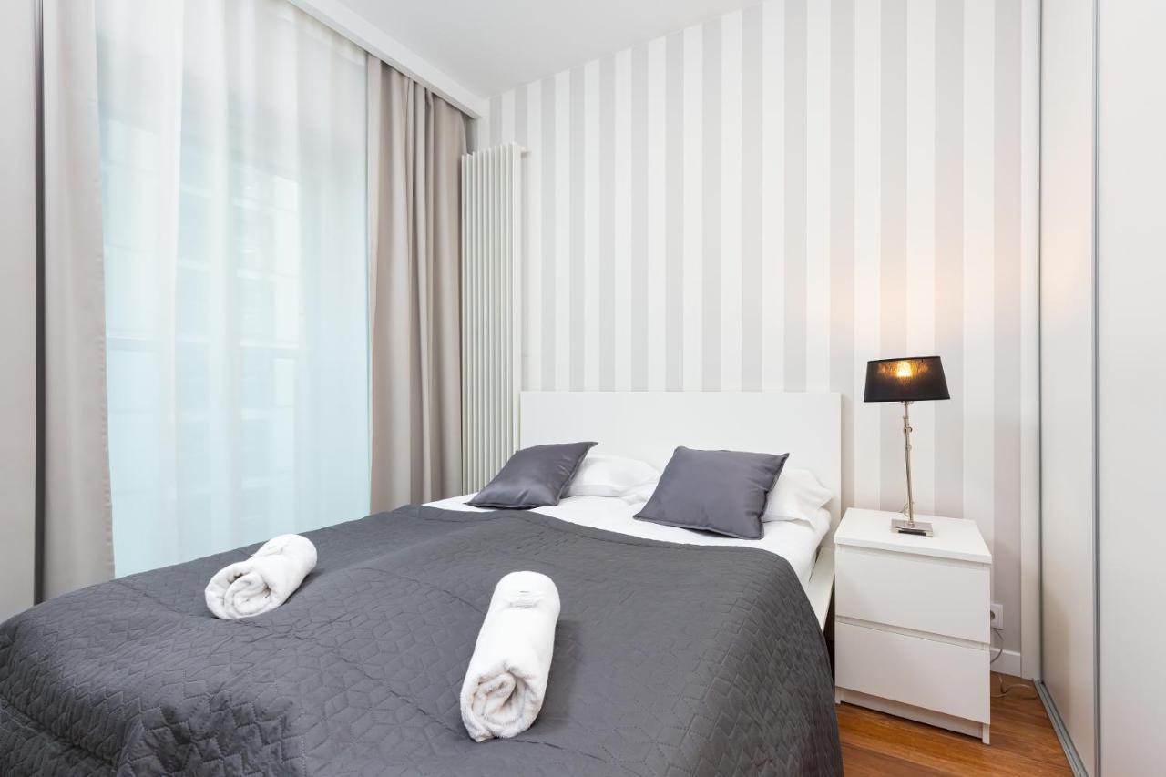 Royal City Center Mennica Residence By Noclegi Renters Varsovia Exterior foto