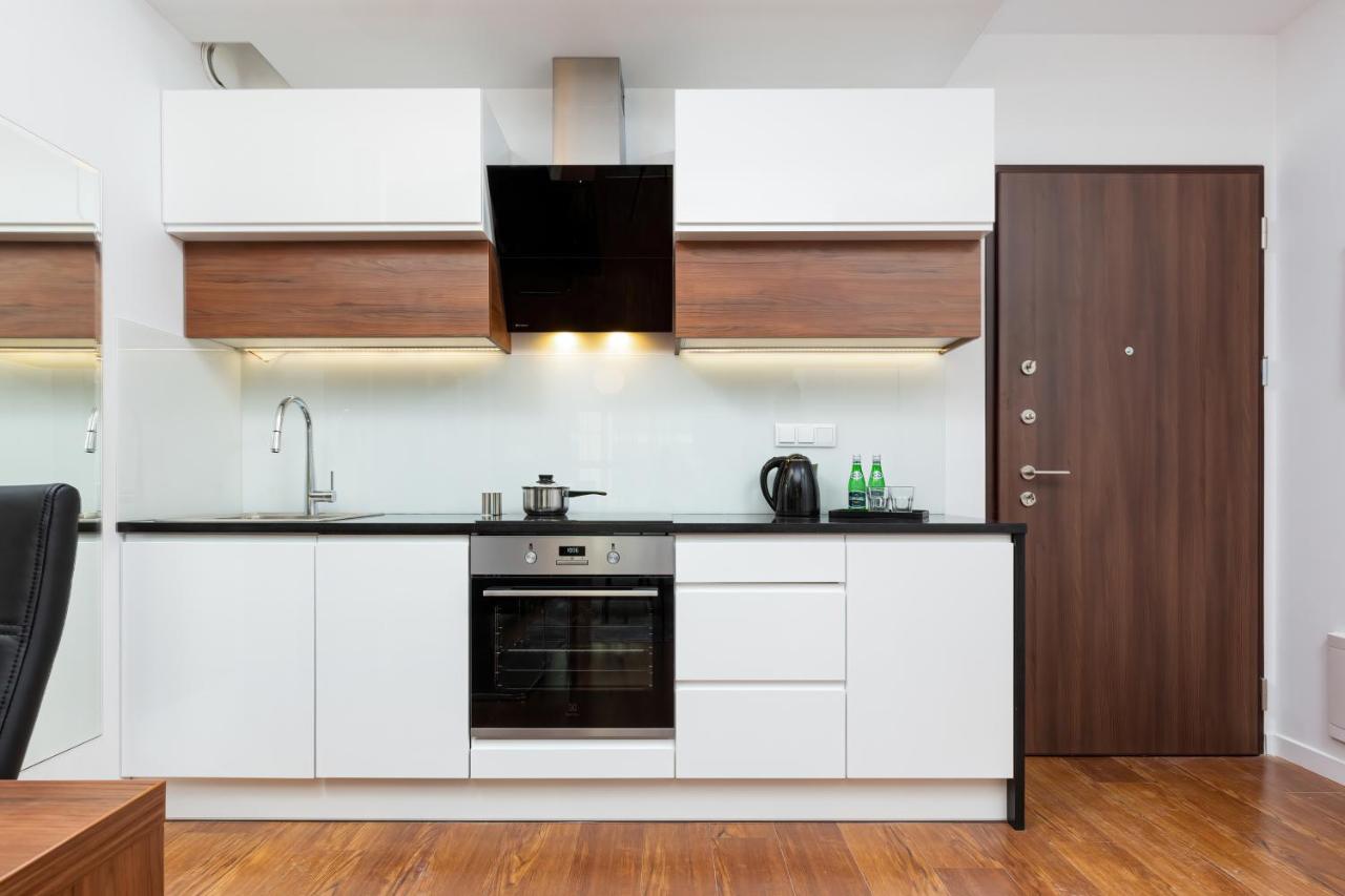 Royal City Center Mennica Residence By Noclegi Renters Varsovia Exterior foto