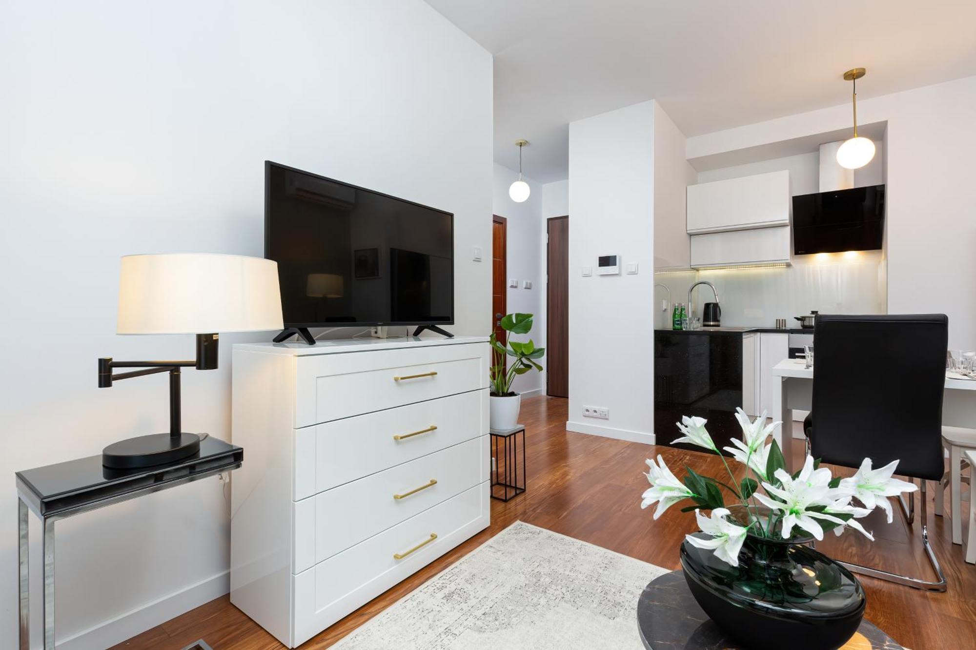 Royal City Center Mennica Residence By Noclegi Renters Varsovia Exterior foto